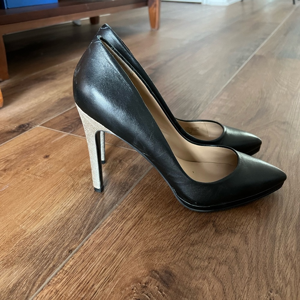 Charles black pump w/silver heel 8.5